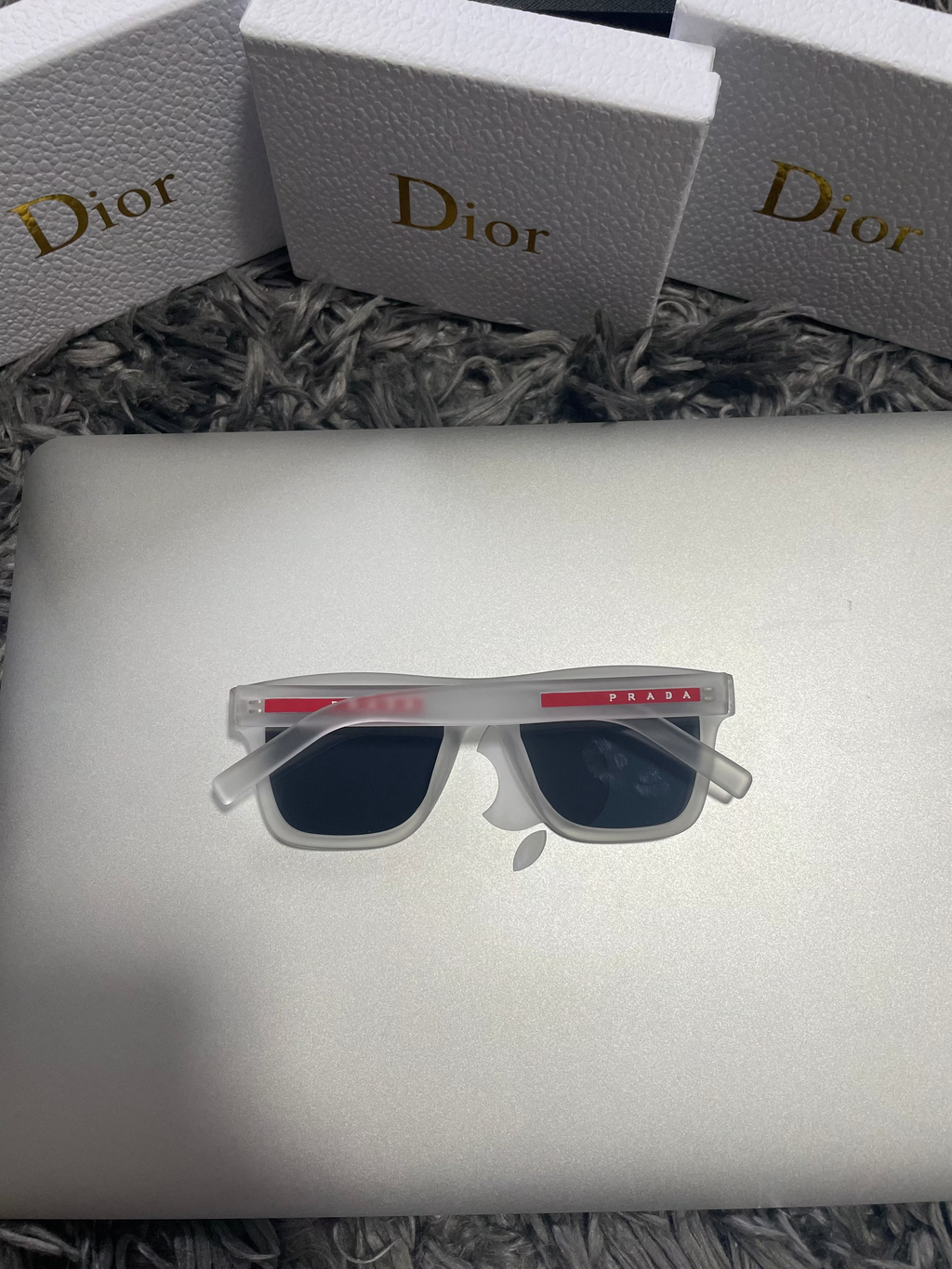 Prada Brille