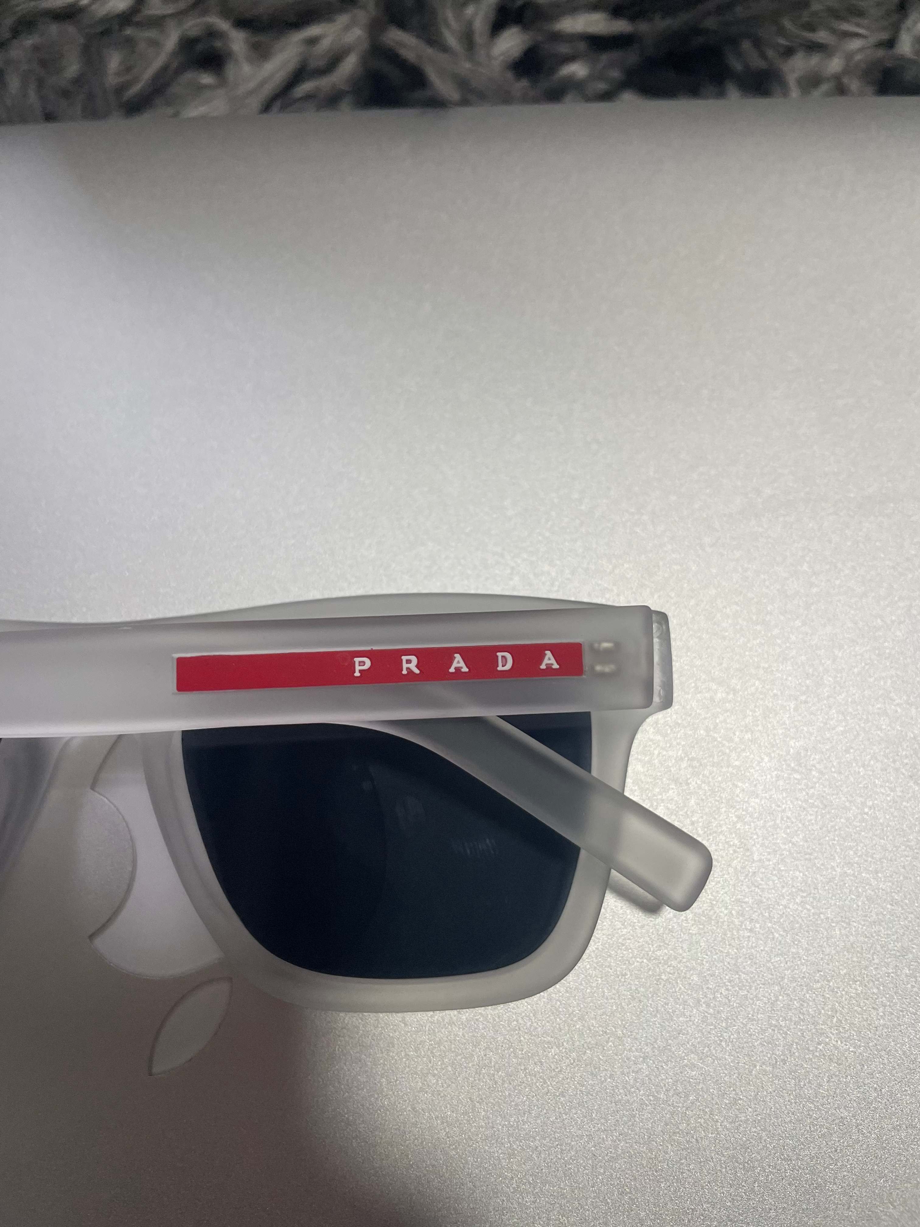 Prada Brille